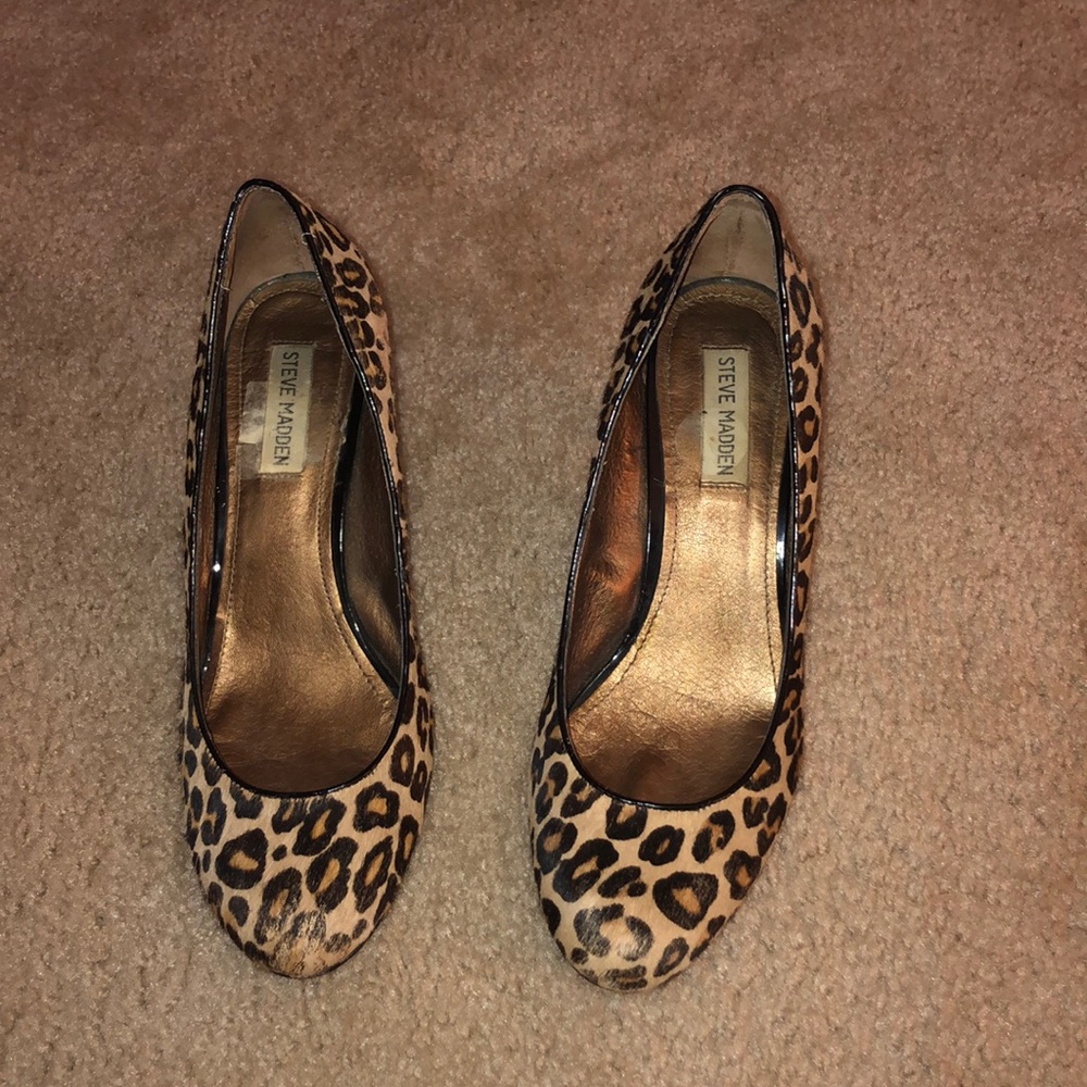 Animal Print Steve Madden Pumps Size 9.5